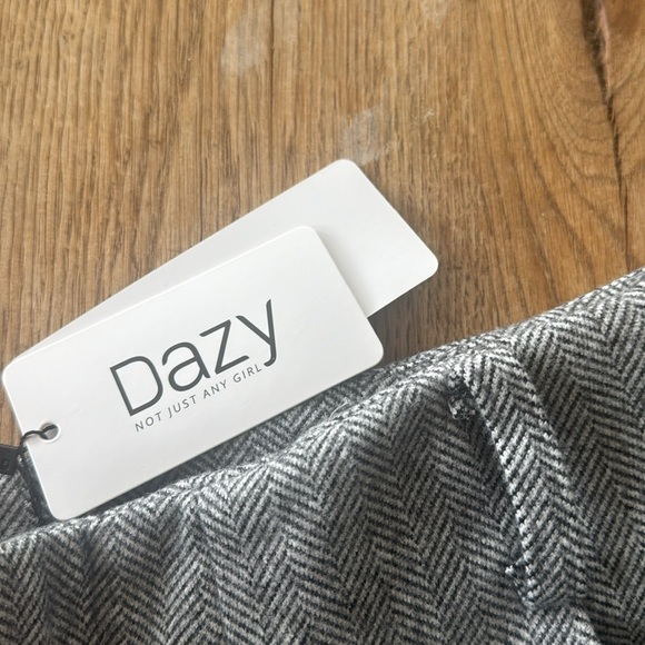 Dazy Dress Pants - Picture 5 of 9